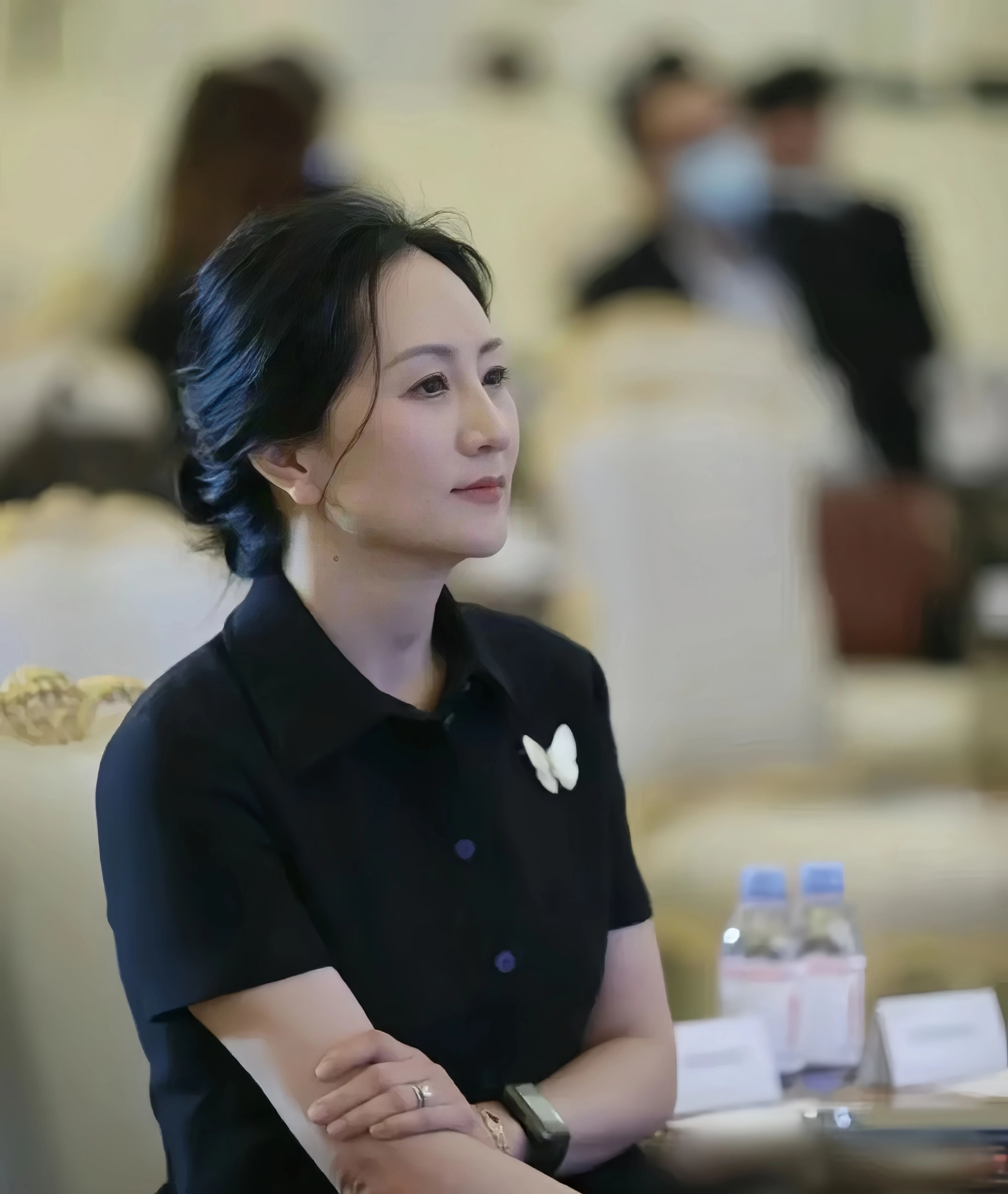 从经典的复古到潮流的前卫,无一不在她们的时尚清单之内