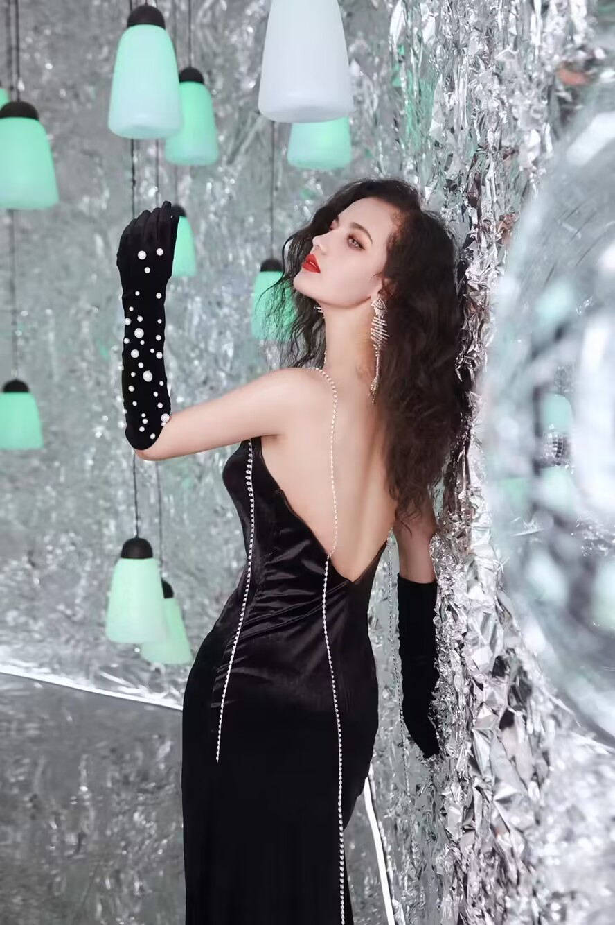 快看高级感女模特ruby!_混血儿_平面_五官