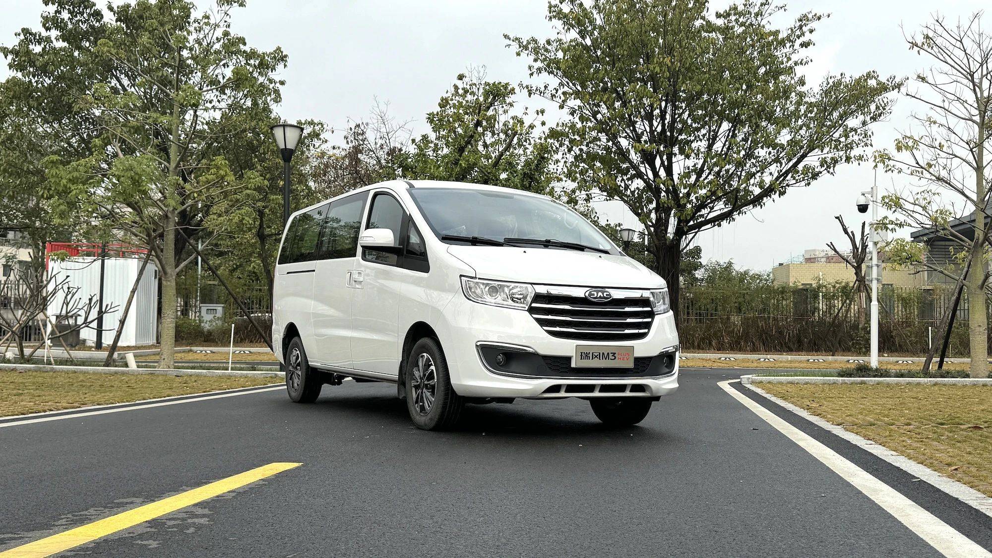 载人体面,拉货能装,体验瑞风m3 plus hev_搜狐汽车_搜狐网