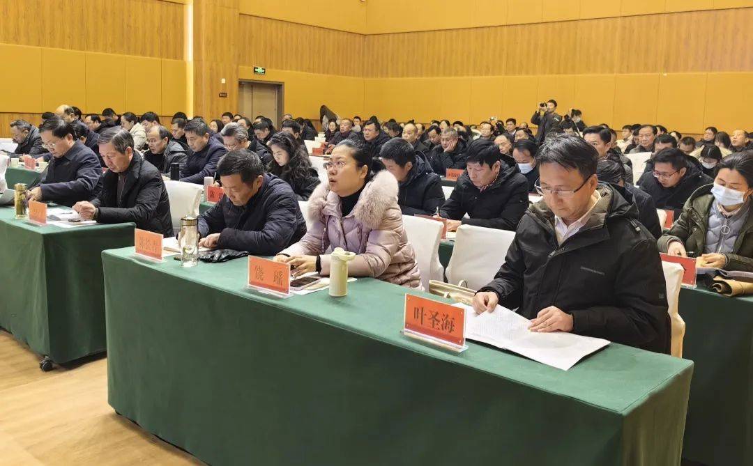 东湖产业通受邀为华容区做产业链精准招商培训分享_省会武汉市_鄂州市