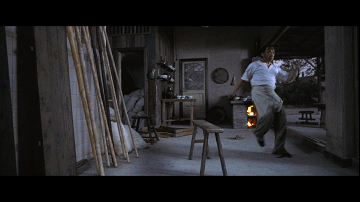 《功夫》最心酸的喜剧片,那些细思极恐的镜头,你看懂了吗?