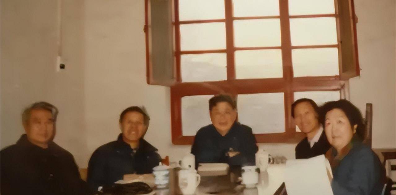 贪官慕绥新,拥有千亩私人庄园,落马时遭两任妻子举报_贾某_沈阳_时候