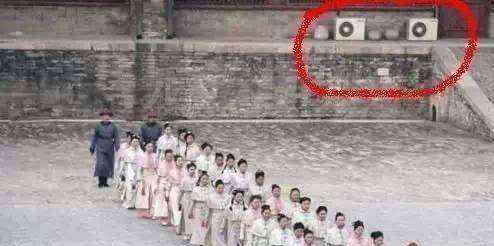 最搞怪的穿帮镜头,网友:导演故意制造笑点吗_画面_剧中_赵丽颖