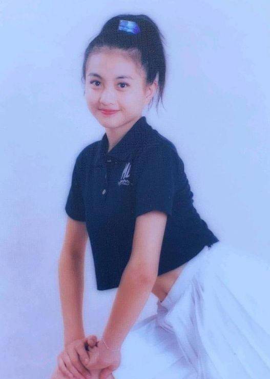 包文婧:自残倒追包贝尔,靠跳楼防分手,逼婚10年的她幸福吗?