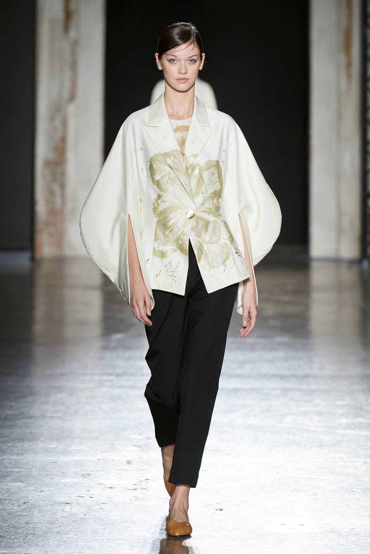 chlosio克劳西 《中华·曌》中国高级女装服饰品牌chlosio克劳西,体现