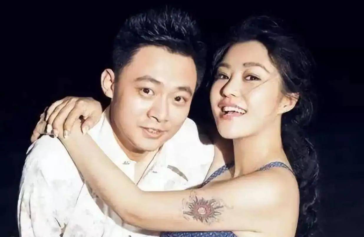 这次,她选择了刘烨,与娱乐圈里的那个刘烨同名,但却是一个圈外的普通