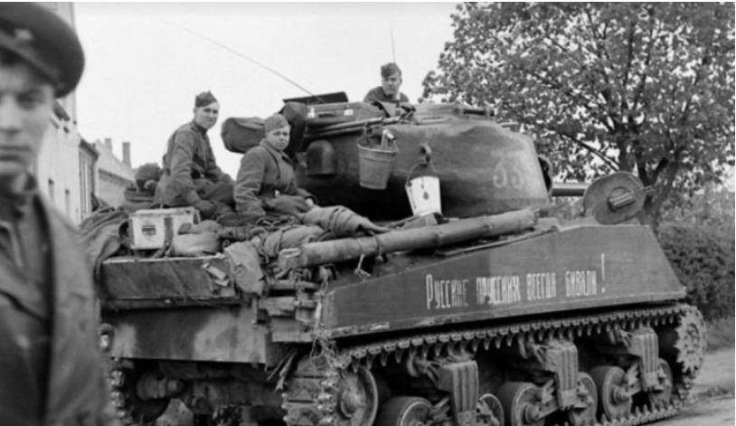 二战美国大兵苏联参军记:做了苏军坦克手的美军伞兵乔