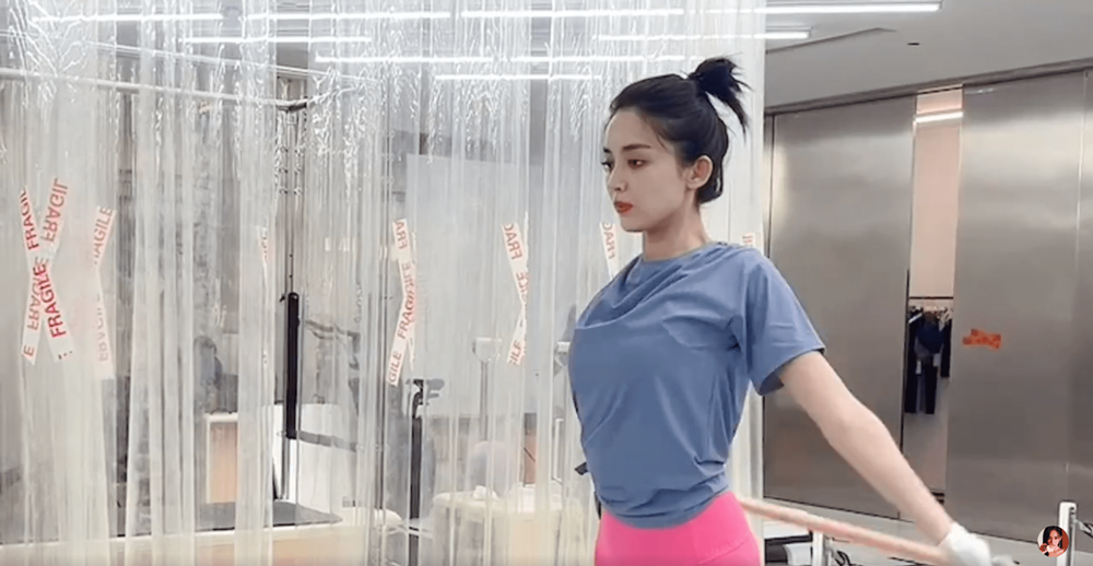 古力娜扎穿半透明,身材完美勾勒,如仙女下凡_明星_健身_照片