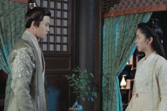 谭松韵离开滤镜后,身材"发福"不似往日,任嘉伦估计都认不出来_时候