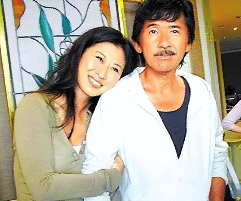 "一代天后"叶倩文曾与费翔高调秀恩爱,为何转身嫁大14岁的林子祥_母亲