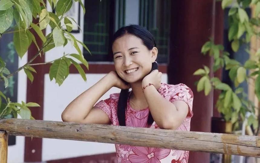 贾玲:暴瘦100斤首露面,又瘦又美太励志_电影_经历_减肥