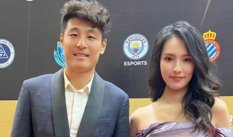 武磊金球奖高级表现太讽刺:堪比c罗 又搞笑如梅西_联赛_奖项_世界