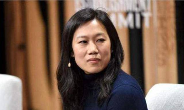 日本社会活动家池田大作曾说:"为容貌的美丑所束缚而不考虑关系到整个