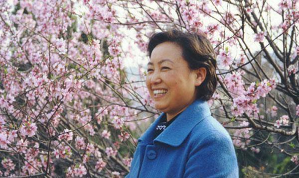"巾帼女英雄"任长霞离开后,她的丈夫和唯一儿子生活得如何呢?