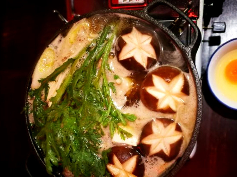 比脸还大的章鱼,难得一见的海葡萄,今天终于去这家店拔草了_寿喜锅