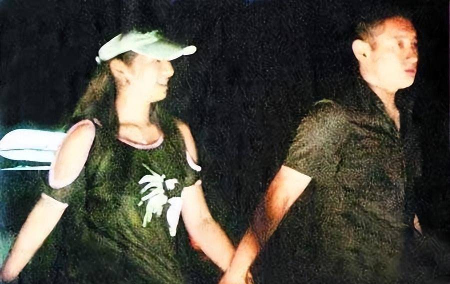 2次分手,被前夫泼脏水,曾经的一代女神黄奕如何成至此_策划_大叔_聂远