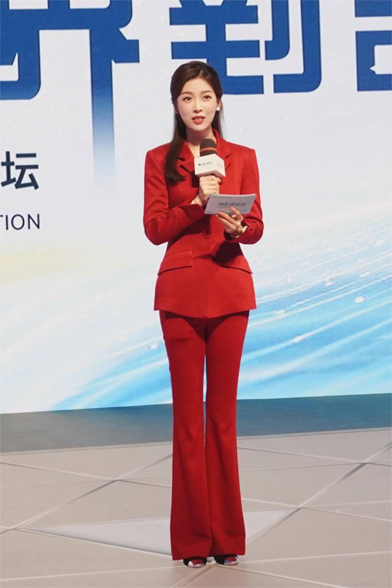 气质女星主持人朱梓橦的个人档案详细资料全公开