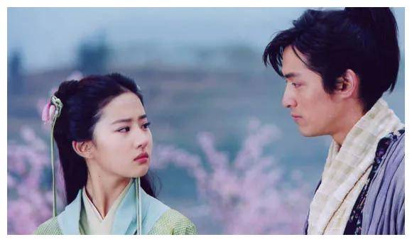 从巅峰到陨落,曾与胡歌宋承宪传绯闻,如今何去何从?