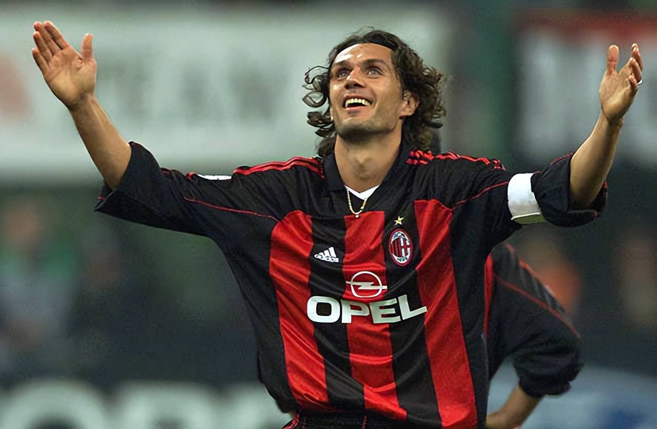 【资料】ac米兰2000-2001赛季意大利杯,不敌佛罗伦萨,无缘决赛