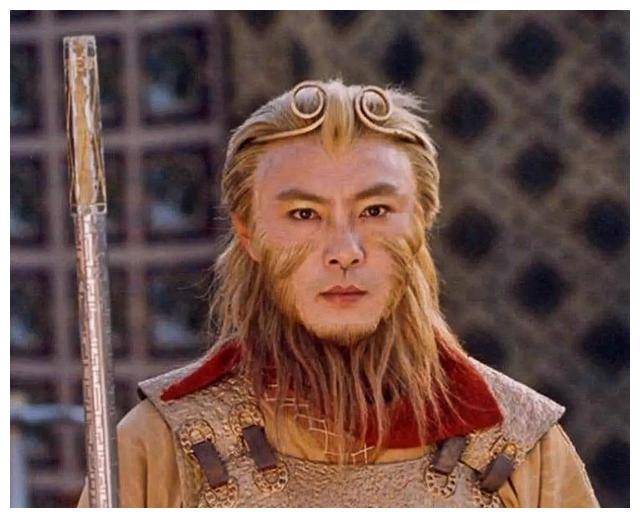 大佬质疑张卫健自拍立爱国人设!太离谱!_魅力_挑战_网友