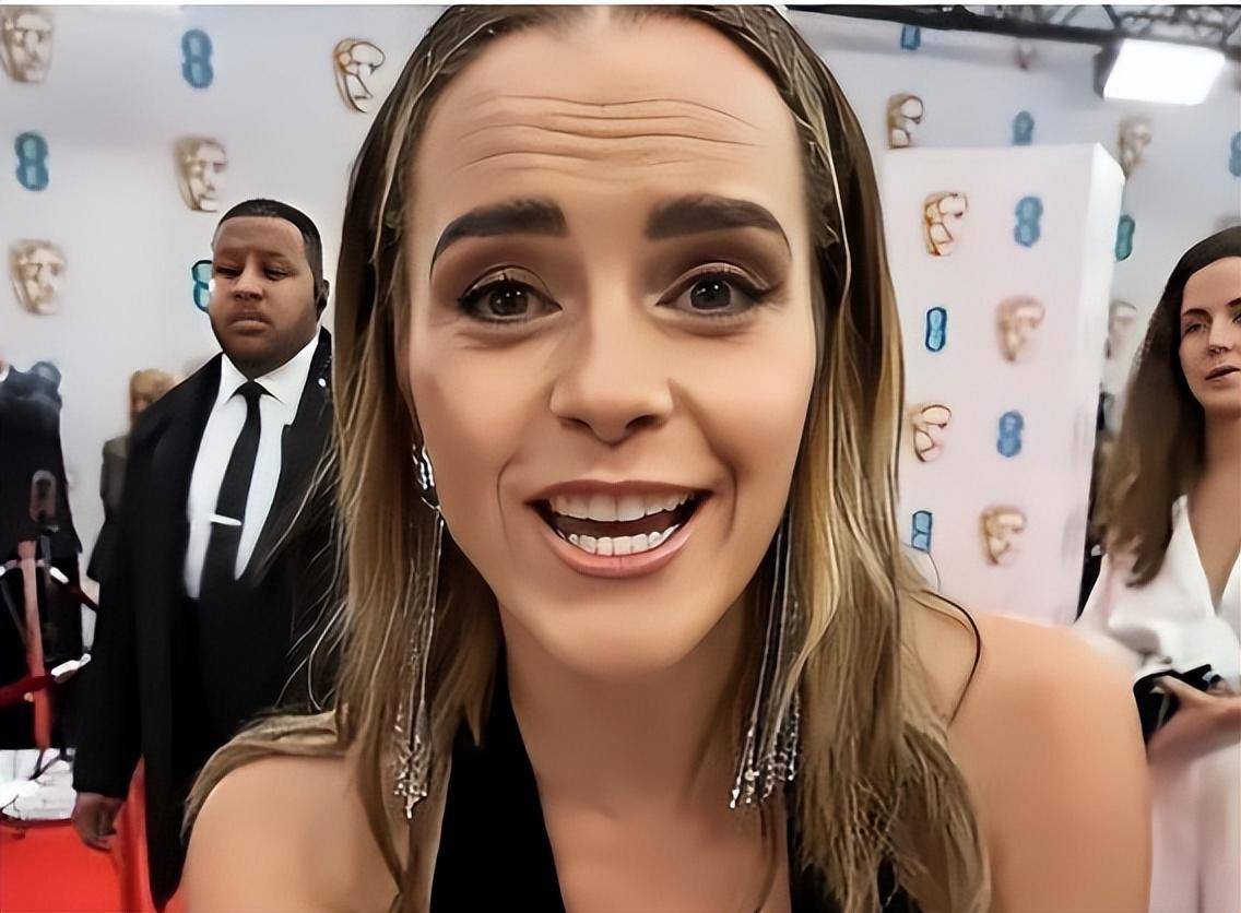 22年后,女主瘦脱相,两男主长挫,只有他从小帅到大_丹尼尔_艾玛沃特森