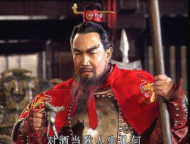 为此,曹操写了《百辟刀令》这篇文章来记录此时.