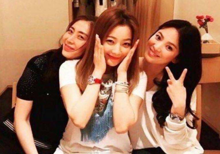 宋慧乔近照显憔悴,颜值扛把子也老了,新剧恋爱难掩低收视_朋友_剧中