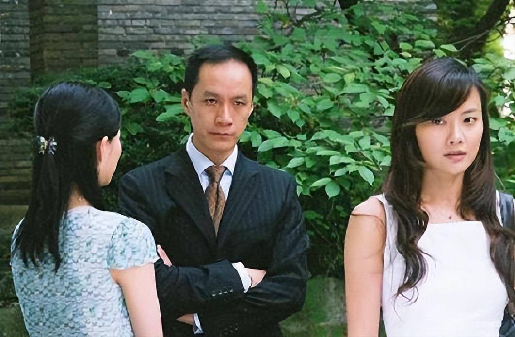 冯远征:演技太好竟无戏可拍,荧幕"家暴"男却是现实中完美男人_梁丹妮