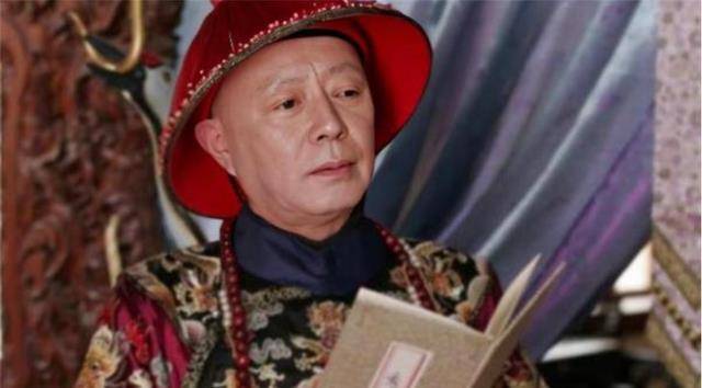 在安德海身死后,李莲英在心中摆正了奴才与主子的位置,在宫中一直十分