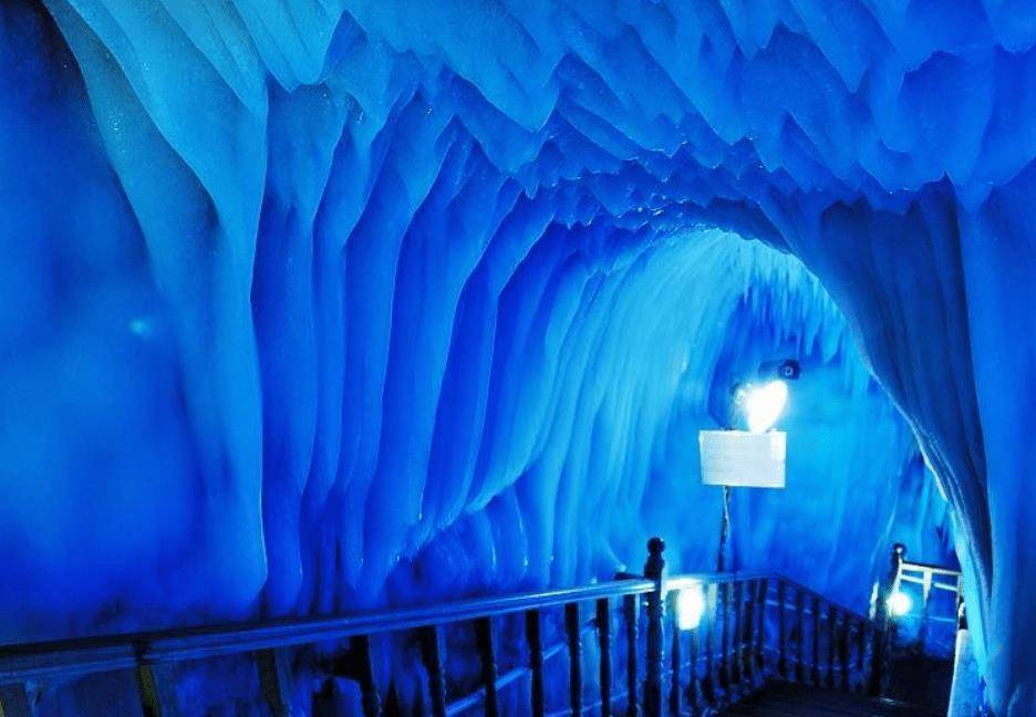 山西竟藏有一个万年冰洞,洞内温度零下30度,夏天也需穿棉袄进入_宁武
