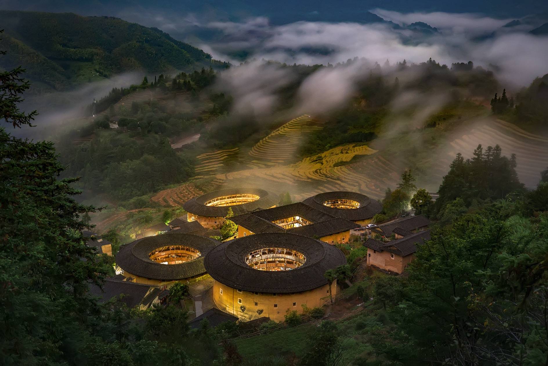 赏南靖土楼古韵 福建漳州向七彩云南发出邀请