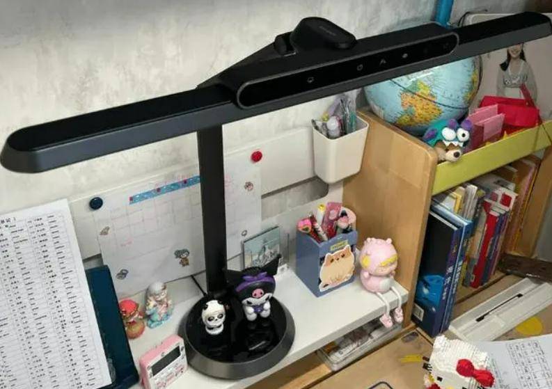 选择护眼台灯的标准是什么？护眼台灯选购指南，看到就是赚到！