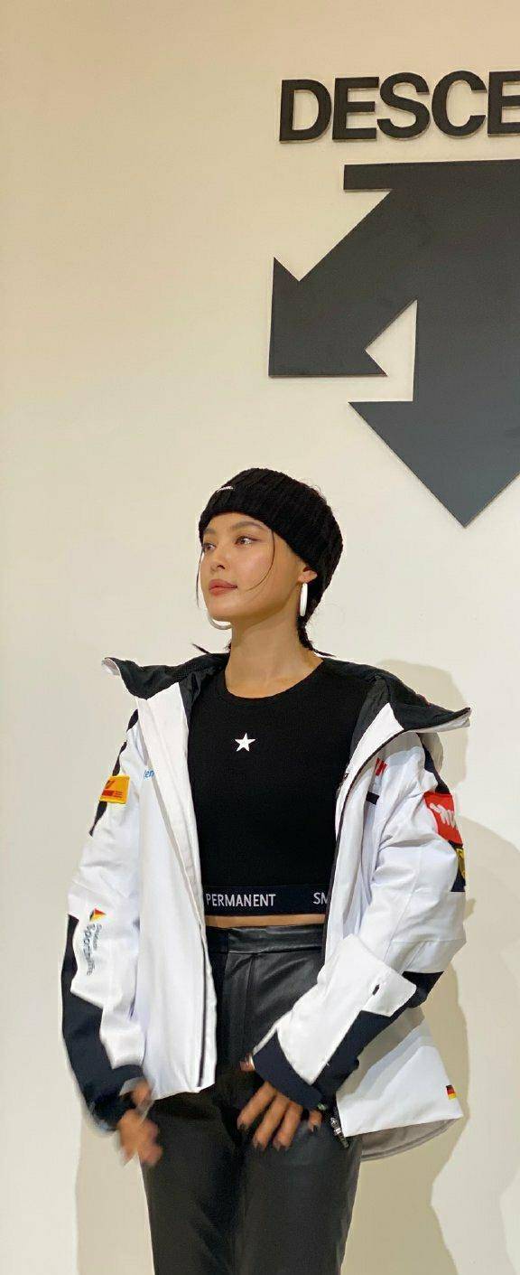 辛芷蕾现场生图又来了,真胖假胖一目了然,这次摄影师不用背锅了_事情