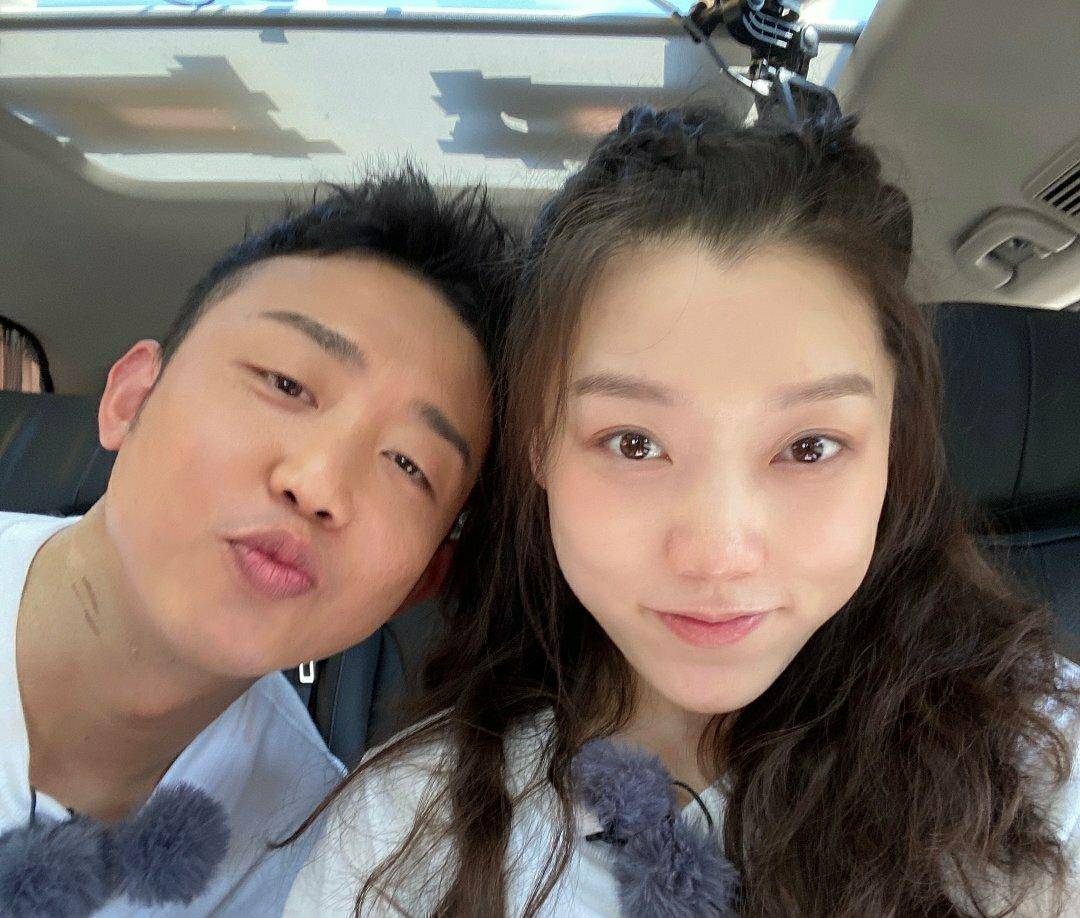 王斯然给老公gai助阵,紧张到分不清平翘舌_舞台_老婆_节目