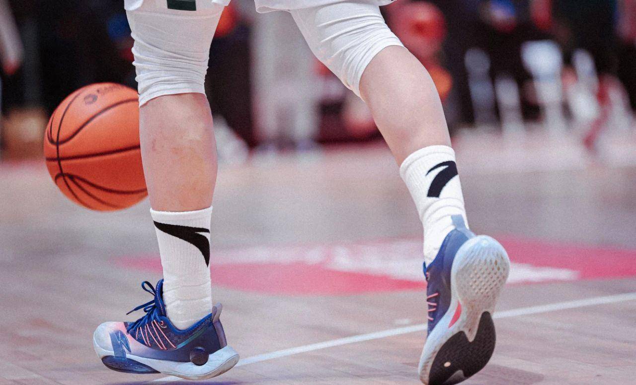 回归赞助cubal,安踏篮球聊发少年狂_赛事_赛季_替补球员