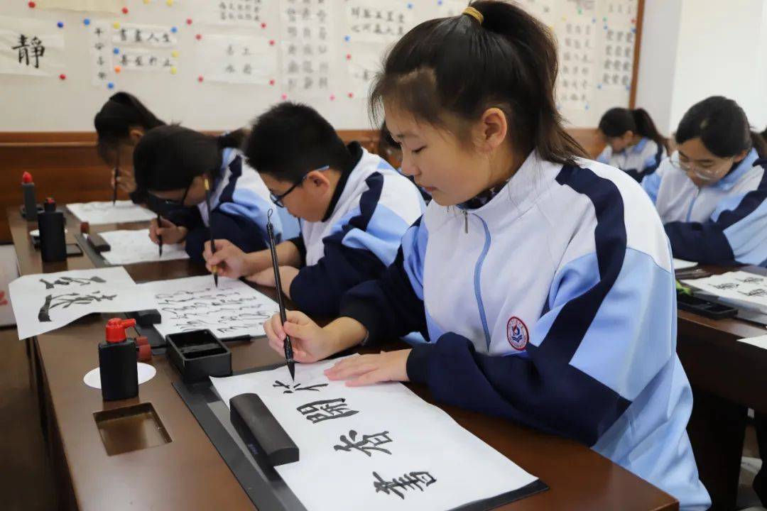 喜报| 濮阳市开德中学社团活动被《中国教育报》刊发_发展_办学_非遗