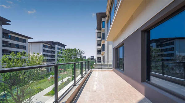 凯瑞国宝红瞰大平层:低密奢华的居住艺术,都市精英的理想归宿