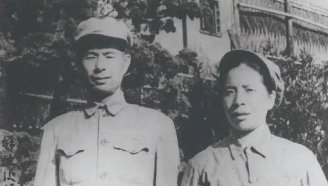 女干部说媒,男方是组织部长,女战士回话:我不想结婚_邓六金_曾山_革命