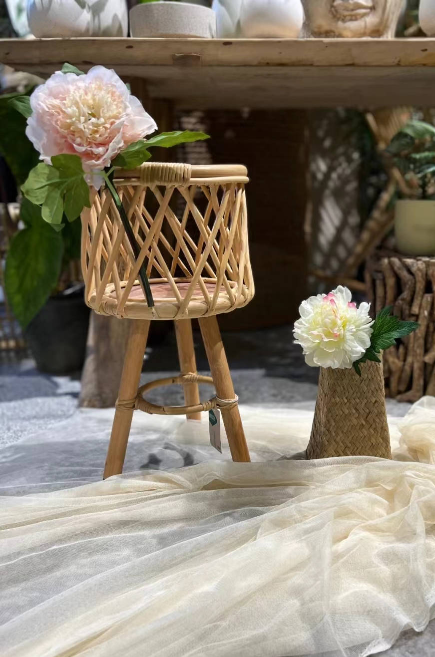 用仿真花阐述春日的浪漫_水仙花_虞美人_广东