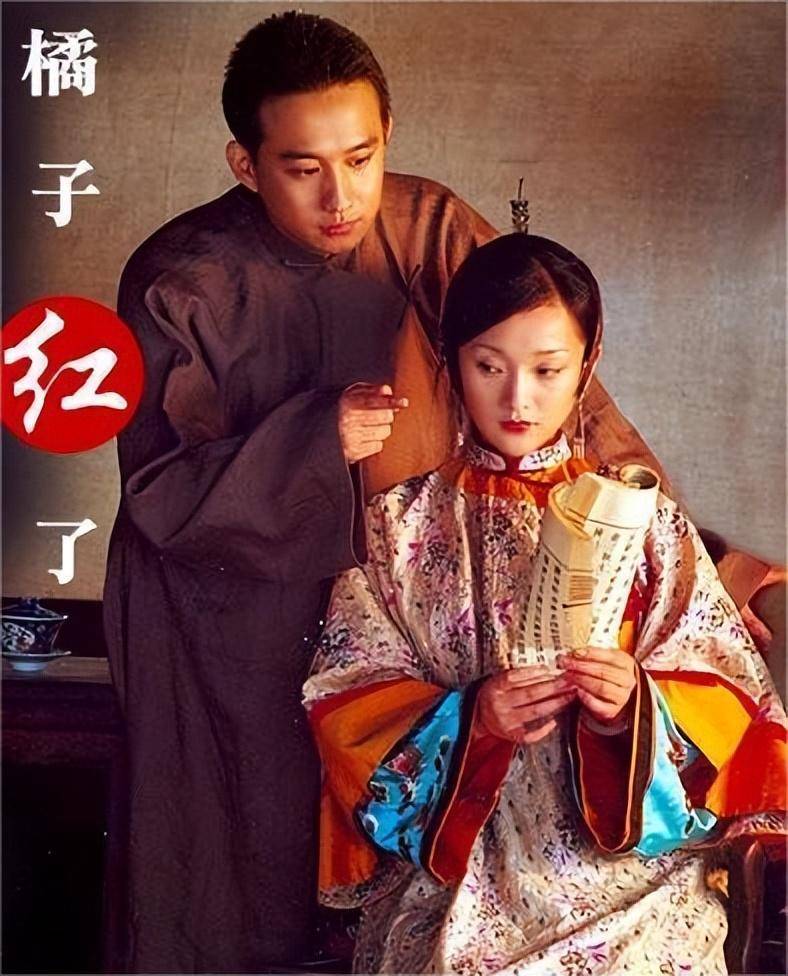 亲妈是导演,干妈是导演,20年都捧不红他,却在娶妻改名后火了