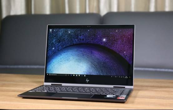 笔者近日拿到了一台惠普薄锐系列envy x360 13笔记本,搭载amd ryzen 5