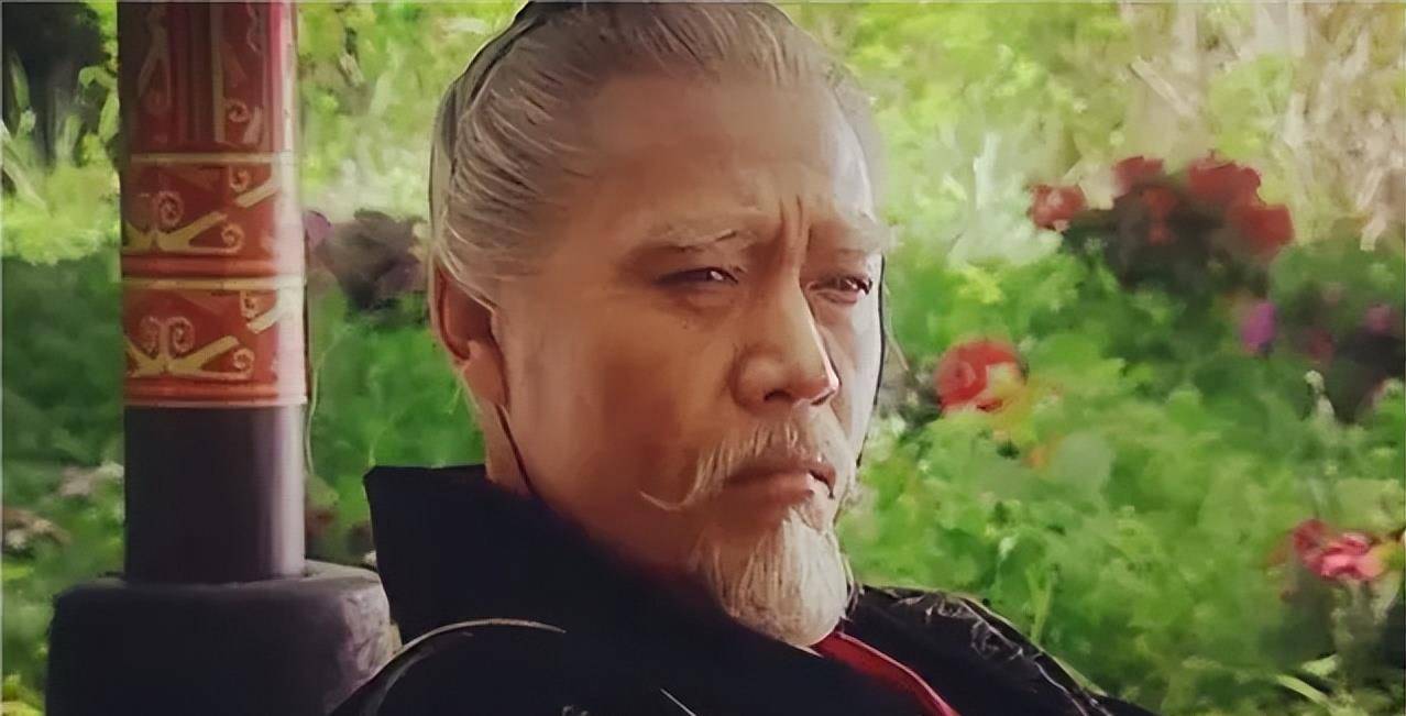 从而给自己引来了灾祸,有臣子发现刘据在听说父皇抱恙的时候表情欣喜