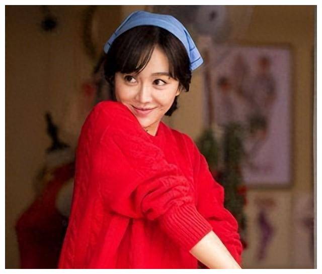 她不仅被刘宪华赞扬,被汪苏泷称之为理想型,还被宋丹丹认定为干女儿.