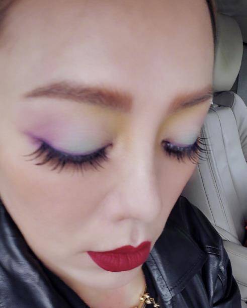 原创宁静参加节目却变身美妆博主不仅完美hold住奇葩色号空投妆更是