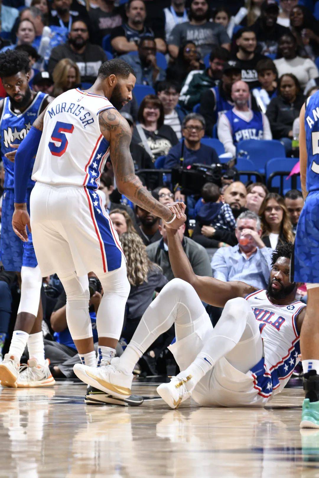 nba第一刺头!他还有脸回快船吗?_莫里斯_小莫_马刺