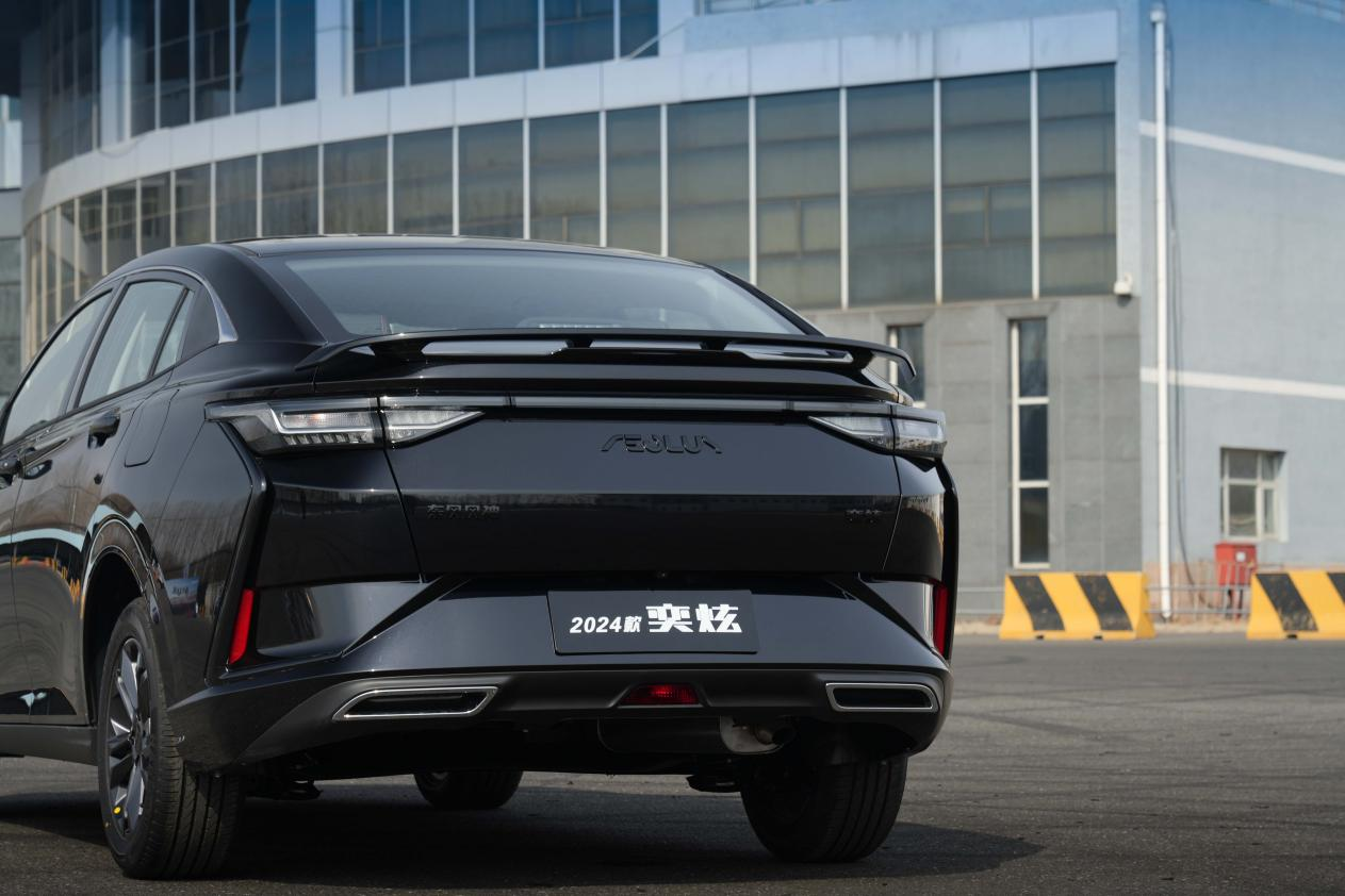 赛车学院开营了,年轻人的第一台运动轿跑奕炫试驾作业_搜狐汽车_搜狐