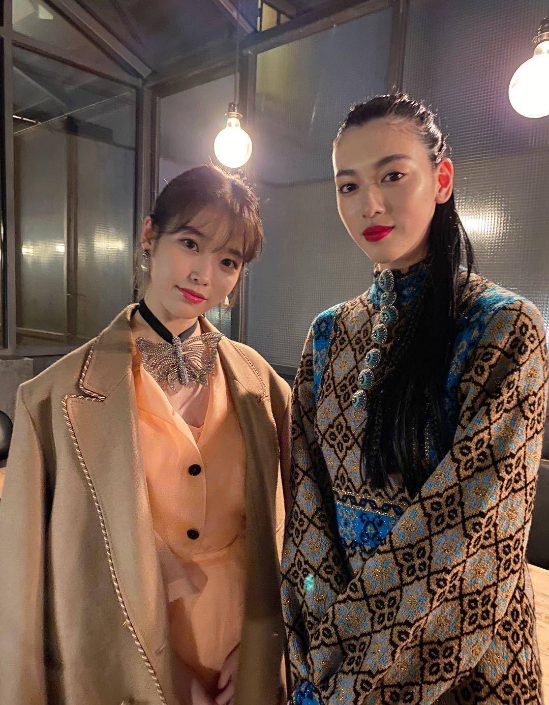 时尚_黑色_气质