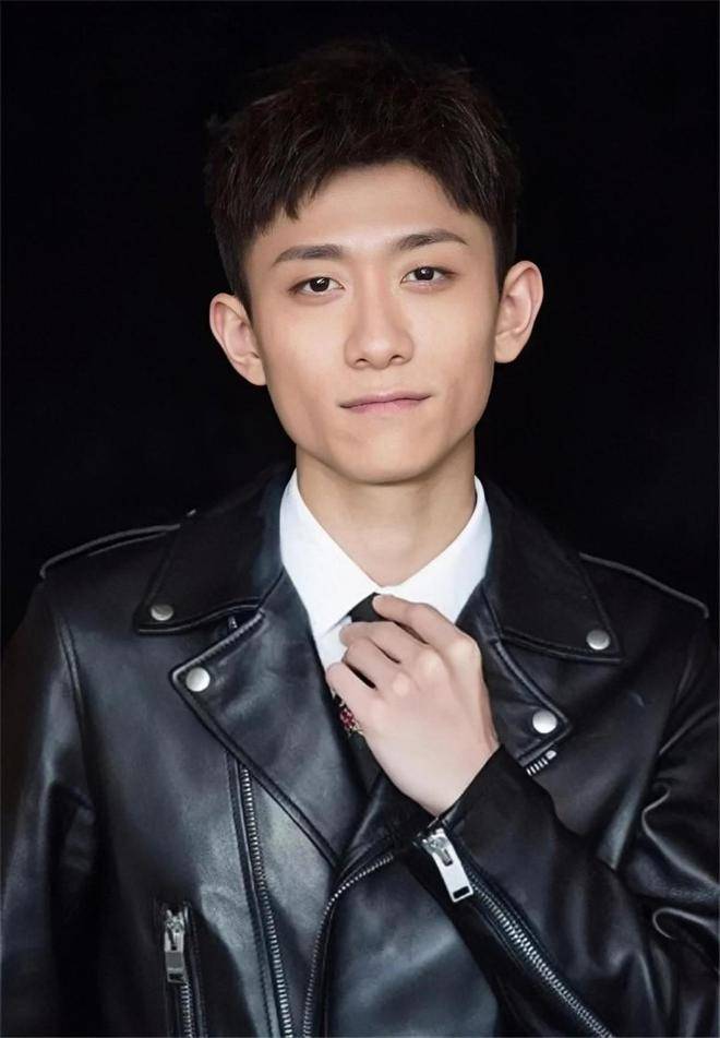 另外,张一山的参与无疑为剧集增添了更多的粉丝期待值,他的表演向来