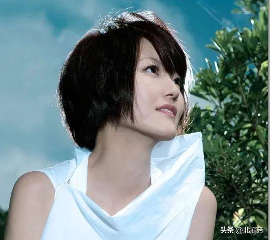 新加坡歌手抢滩登陆华语乐坛,问谁领风演技_许美静_歌迷_歌曲