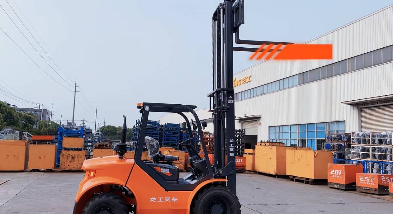 龙工越野叉车 | 性能卓越 "龙"重登场!_搜狐汽车_搜狐网